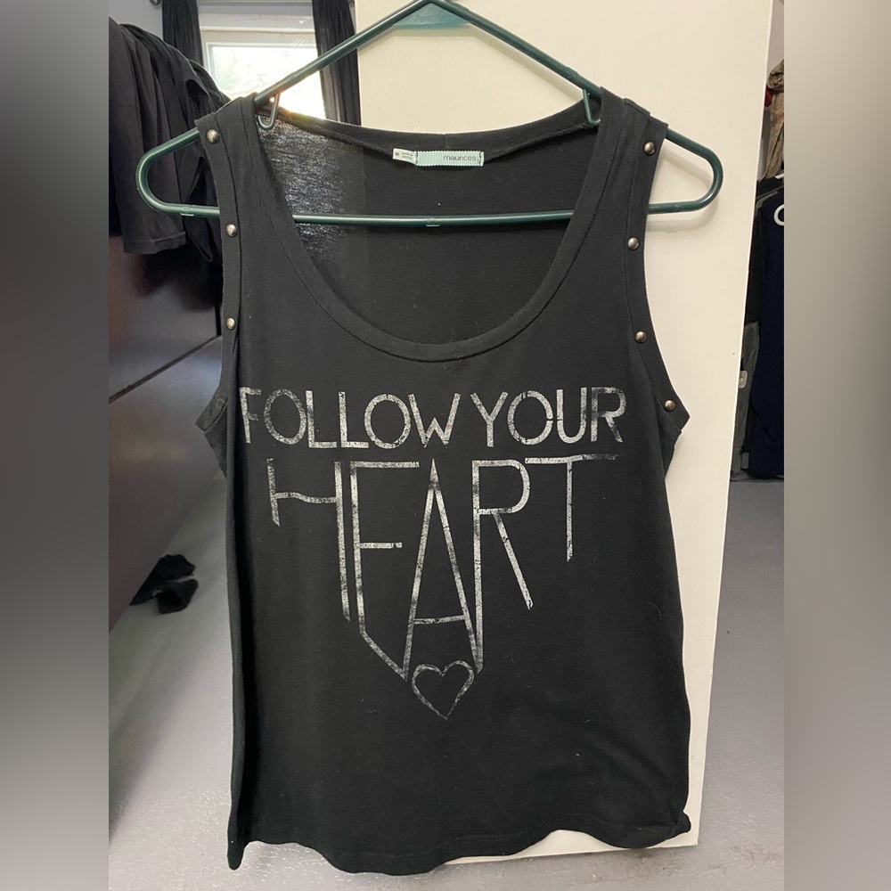 Maurice’s tank top